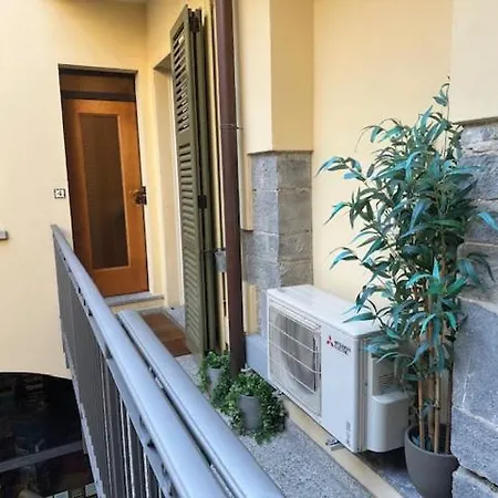 Modern Comfort In Old Town بيت للعطل كومو