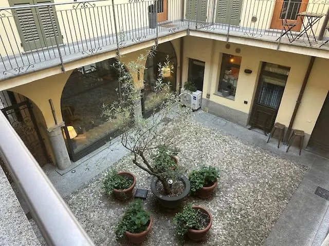 Modern Comfort In Old Town 度假居