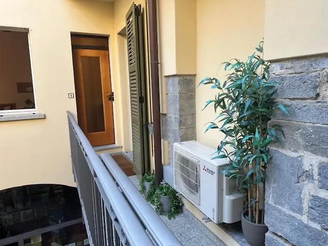 Modern Comfort In Old Town Semesterbostad Como